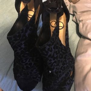 Promise brand black cheetah heels